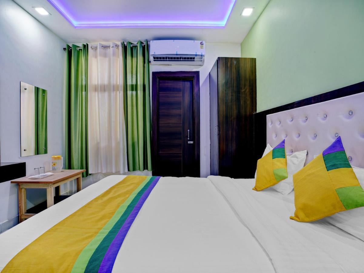 Hotel The Orient Tree, Agra 阿格拉 外观 照片
